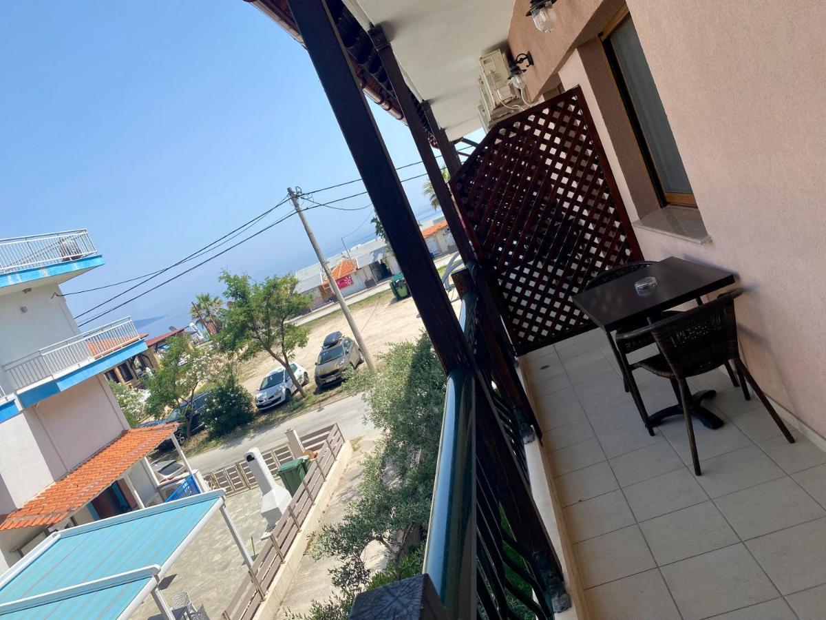 Hotel Alkionis Ierissos Exterior photo